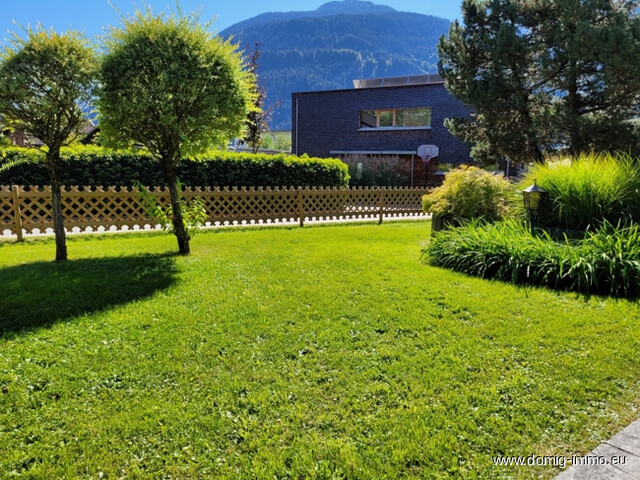 Ferienpension mit mehreren Wohnungen und zusätzlichem Baugrund, ges. 1355m² Grundfläche in Schruns!