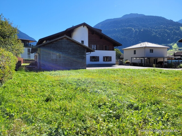 Ferienpension mit mehreren Wohnungen und zusätzlichem Baugrund, ges. 1355m² Grundfläche in Schruns!