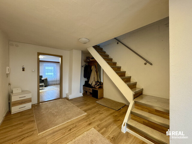 Zwei Mehrfamilienhäuser mit insgesamt 10 Wohnungen