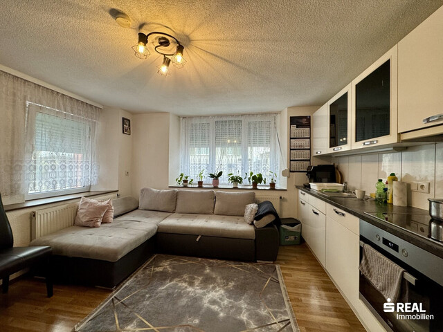 Zwei Mehrfamilienhäuser mit insgesamt 10 Wohnungen