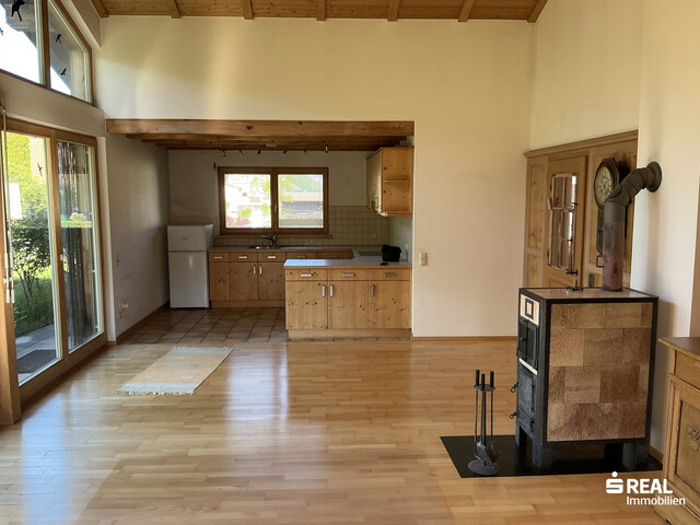 Bungalow im Grünen mit Panoramablick