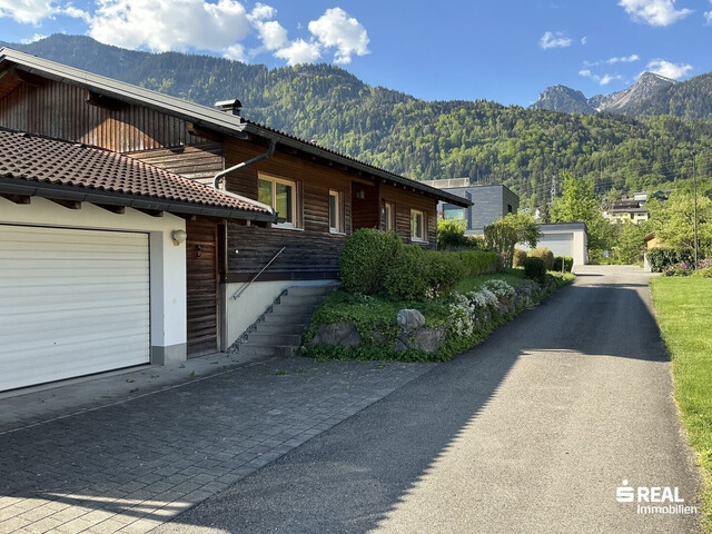 Bungalow im Grünen mit Panoramablick