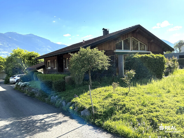 Bungalow im Grünen mit Panoramablick