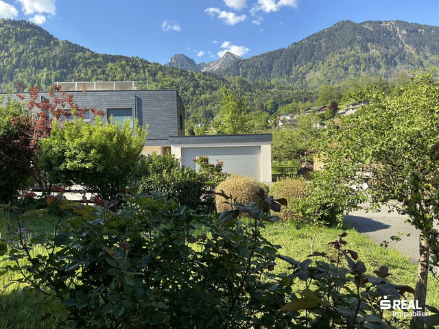Bungalow im Grünen mit Panoramablick