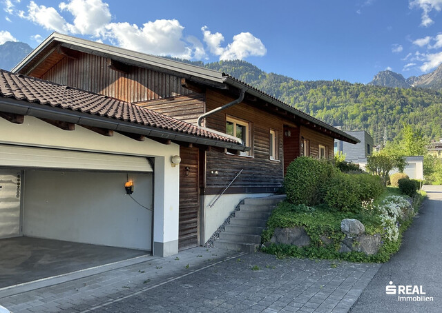 Bungalow im Grünen mit Panoramablick