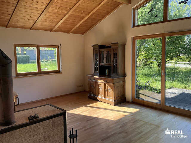 Bungalow im Grünen mit Panoramablick