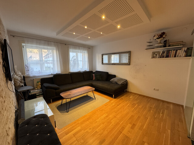 Wohnen wie im Haus: 3-Zimmer-Gartenwohnung mit Top-Ausstattung