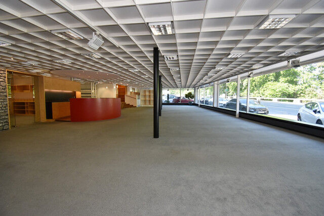 Attraktive Büro / Einzelhandelsfläche in bester Lage – Profitieren Sie von Kundenfrequenz!