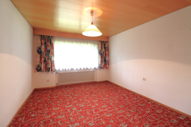 Juwel im Grünen mit absoluter Ruhelage und fantastischem Ausblick!