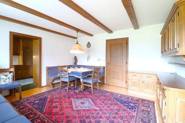 Juwel im Grünen mit absoluter Ruhelage und fantastischem Ausblick!