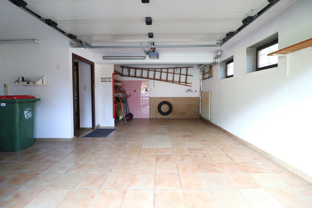 Juwel im Grünen mit absoluter Ruhelage und fantastischem Ausblick!