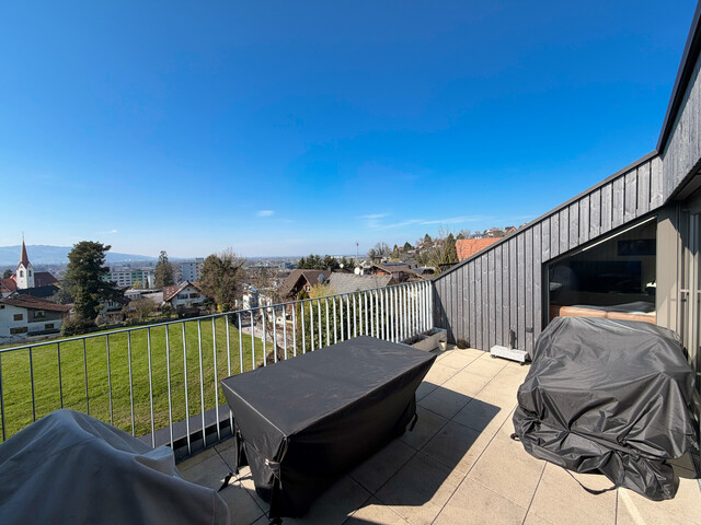 Exklusive 3-Zimmer-Dachgeschosswohnung in traumhafter Lage