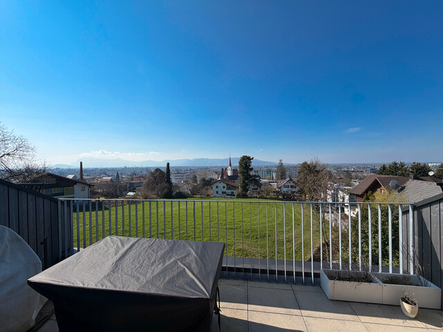 Exklusive 3-Zimmer-Dachgeschosswohnung in traumhafter Lage