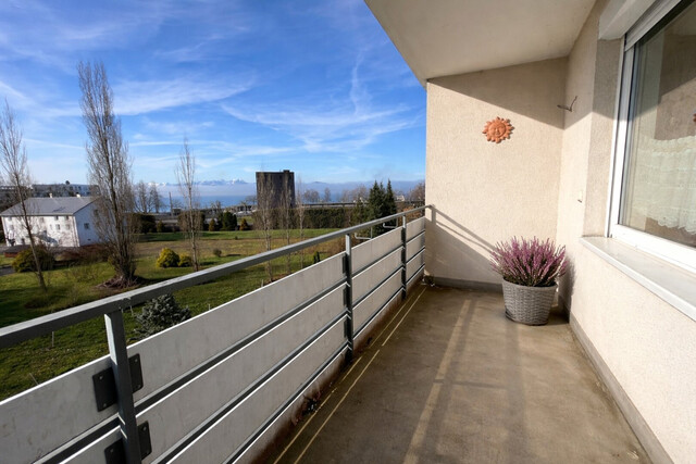 Wohnen in Seenähe: 3-Zimmer-Wohnung mit Süd-Balkon und See- & Bergblick