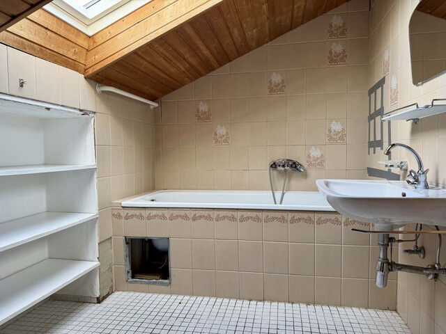 Generationenhaus in sehr guter Wohnlage