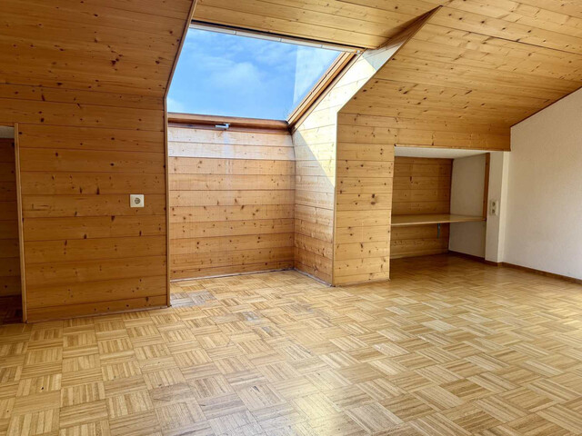 Generationenhaus in sehr guter Wohnlage