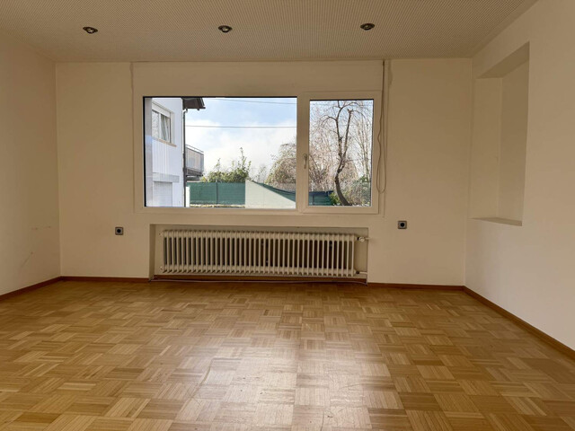 Generationenhaus in sehr guter Wohnlage