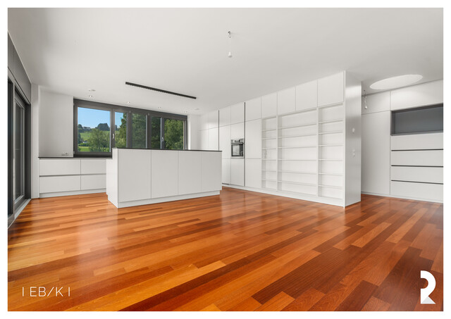 STILVOLLES PENTHOUSE IN BESTLAGE VON GÖFIS – GROSSZÜGIGE TERRASSE MIT PANORAMABLICK