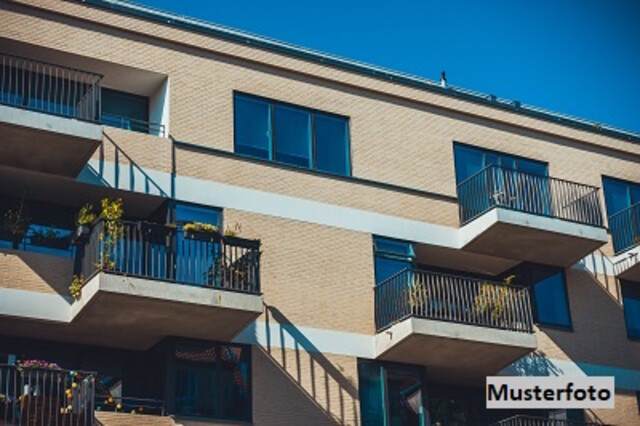 Mehrfamilienhaus mit Geschäftslokal + provisionsfrei +