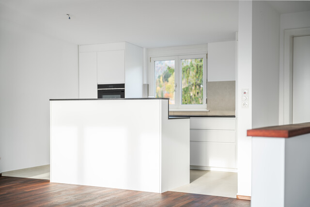 MIETE: 4-Zimmer-Dachgeschosswohnung mit Seeblick  in Lochau