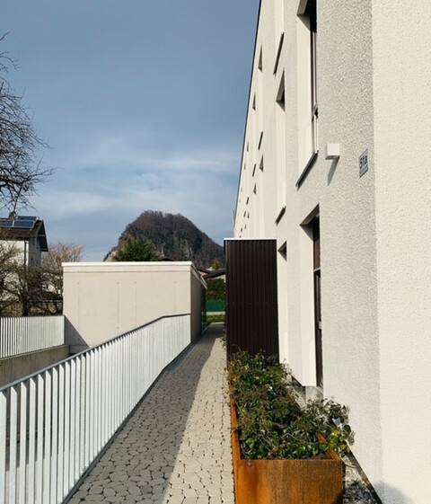 !Moderne 3-Zimmer-Terrassenwohnung in Hohenems mit zwei Tiefgaragenplätzen!