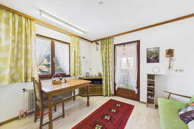 Schwarzach-Linzenberg Haus mit Weitblick und Raum zur Entfaltung