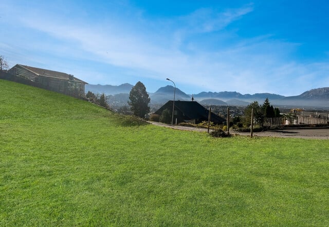 Außergewöhnliches Grundstück mit Panoramablick übers Vorderland