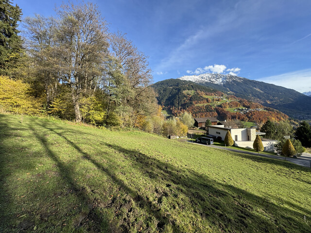 Exklusiver Logenplatz mit eigenem Bachlauf (1.735 m²)