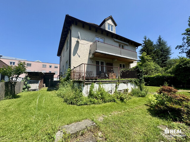 Charmantes Mehrfamilienhaus mit zwei Wohnungen in Bregenz