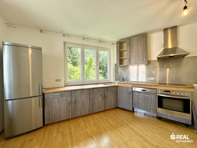 Charmantes Mehrfamilienhaus mit zwei Wohnungen in Bregenz