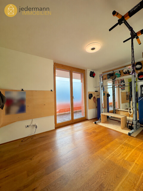 HARD: PENTHOUSEWOHNUNG MIT BESONDEREM FLAIR!