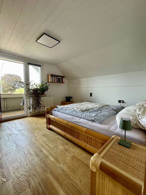 Maisonettewohnung mit Tiefgarage, 2 Balkone, Abstellraum, Keller und Fahrradabstellraum
