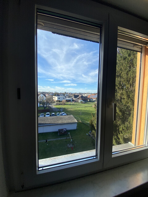 Privatverkauf! Höchst: 3,5 Zimmer & Balkon im 3. OG (ohne Lift), mit Fahrradkeller, Gartennutzung & Spielplatz