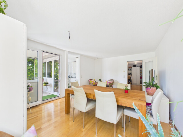 Großzügige 4-Zimmerwohnung mit schöner Südwest-Loggia in Bregenz