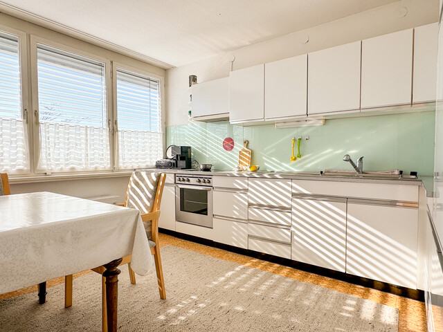 Großzügige 5-Zimmer-Terrassenwohnung mit Panorama-Ausblick in Hanglage von Schwarzach