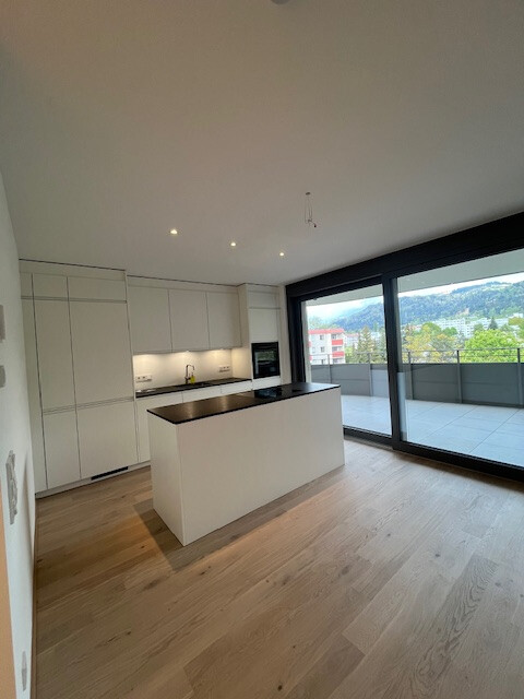 Sehr schöne, See nahe 2-Zi-Whg 55 qm + 40 qm Balkon * Neubau 4. OG * EBK, Lift, Aussicht