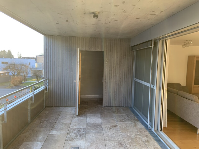 Moderne 4-Zimmer-Wohnung mit Terrasse, Tiefgaragenplatz und Kellerabteil in Muntlix