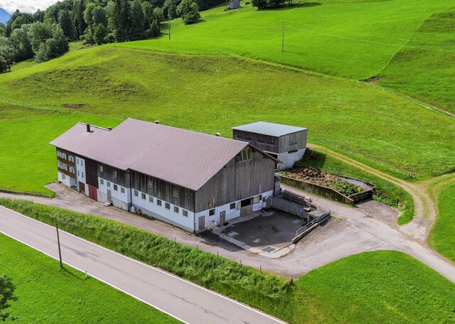 Landwirtschaftliches Anwesen in Alleinlage!