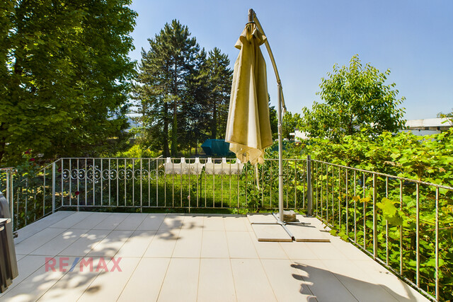 Eigenheim in Altach: Terrasse, Garten und Bergpanorama inklusive