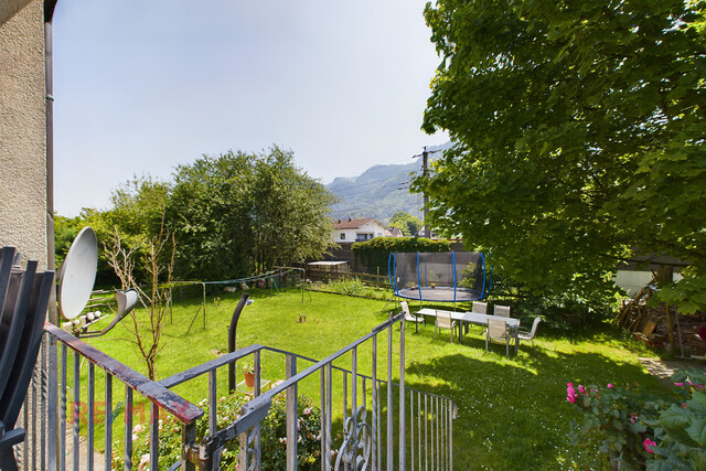 Eigenheim in Altach: Terrasse, Garten und Bergpanorama inklusive