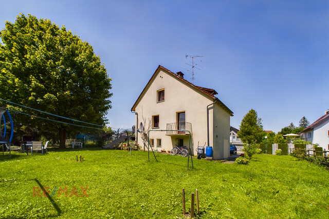 Eigenheim in Altach: Terrasse, Garten und Bergpanorama inklusive