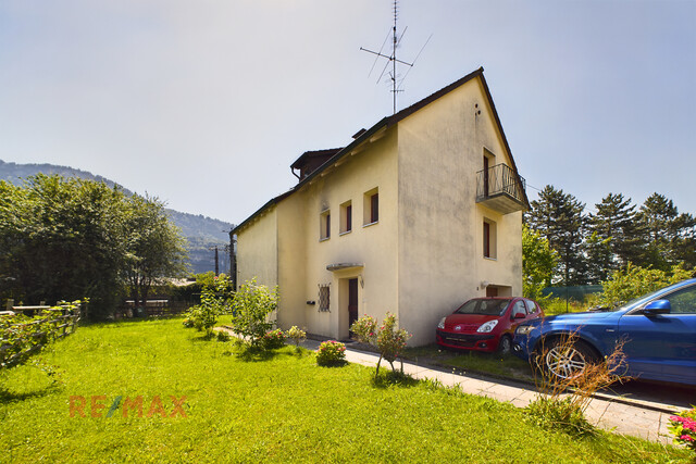 Eigenheim in Altach: Terrasse, Garten und Bergpanorama inklusive