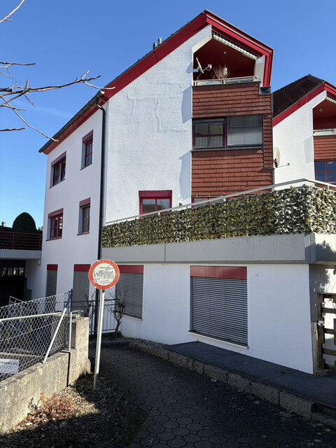 Hübsche 3,5 Zimmerwohnung mit großer Terrasse
