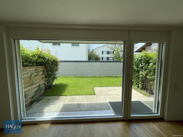 Modernes Wohnen mit Privatsphäre – Reihenhaus mit Garten & Dachterrasse in Lustenau!