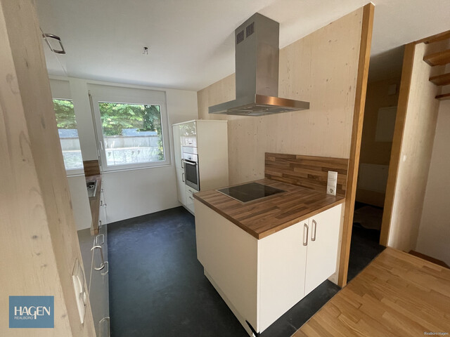 Modernes Wohnen mit Privatsphäre – Reihenhaus mit Garten & Dachterrasse in Lustenau!