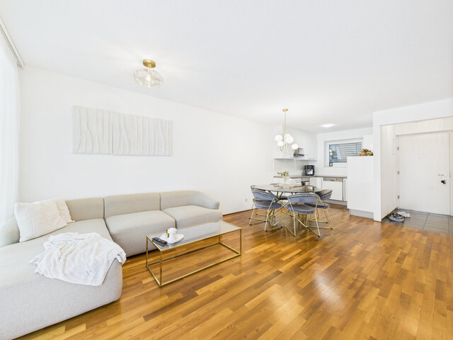 Charmante 2-Zimmerwohnung mit ca. 35 m² Terrasse am Götzner Berg