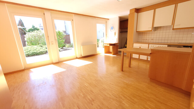 Teilmöblierte Grenznahe 1 Zimmer Garten Wohnung 