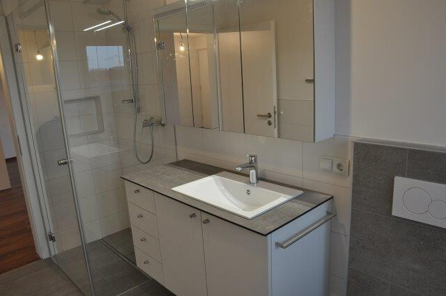 Schöne 3 Zimmer Wohnung mit Penthouse Feeling