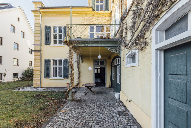 Neuer Preis: einzigartige Stadtvilla in Seenähe