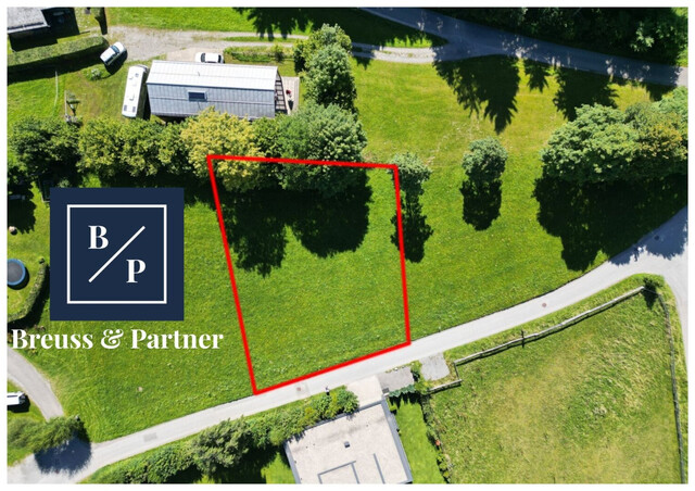 Sonniges Liebhaber-Grundstück mit traumhafter Aussicht am Pfänder / Bodensee